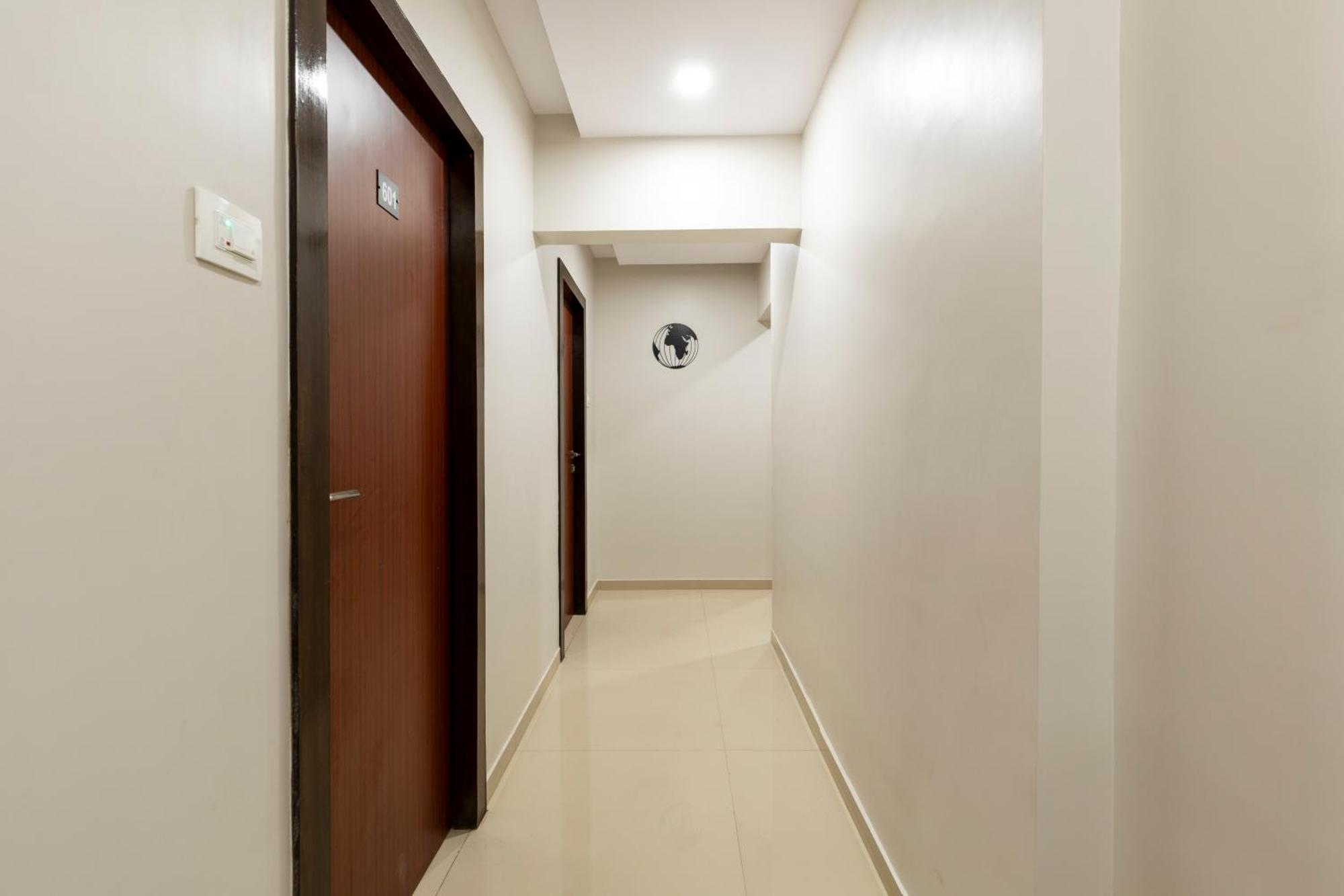 Hotel Embassy Park - Bkc Bombaim Exterior foto