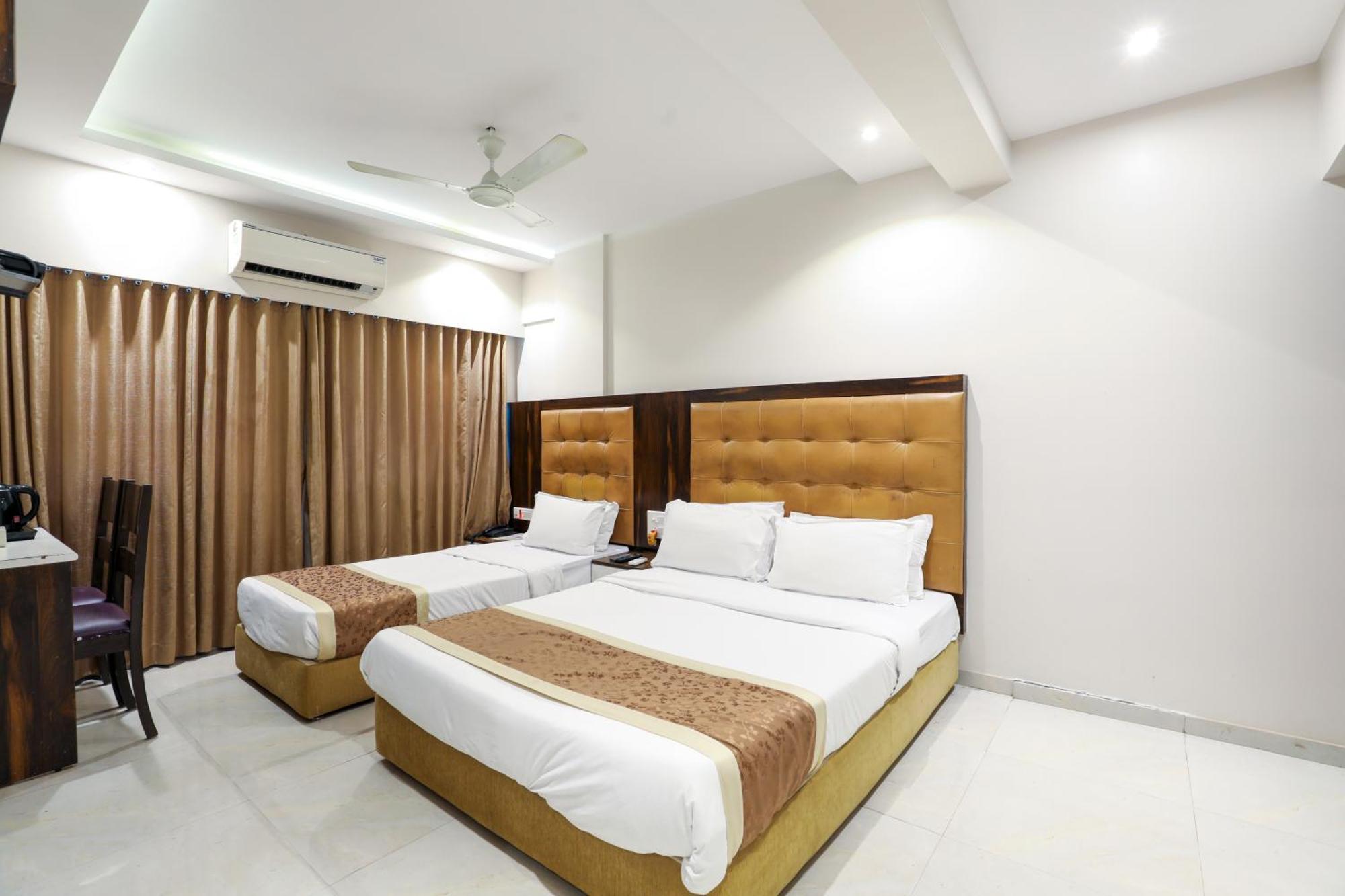 Hotel Embassy Park - Bkc Bombaim Exterior foto