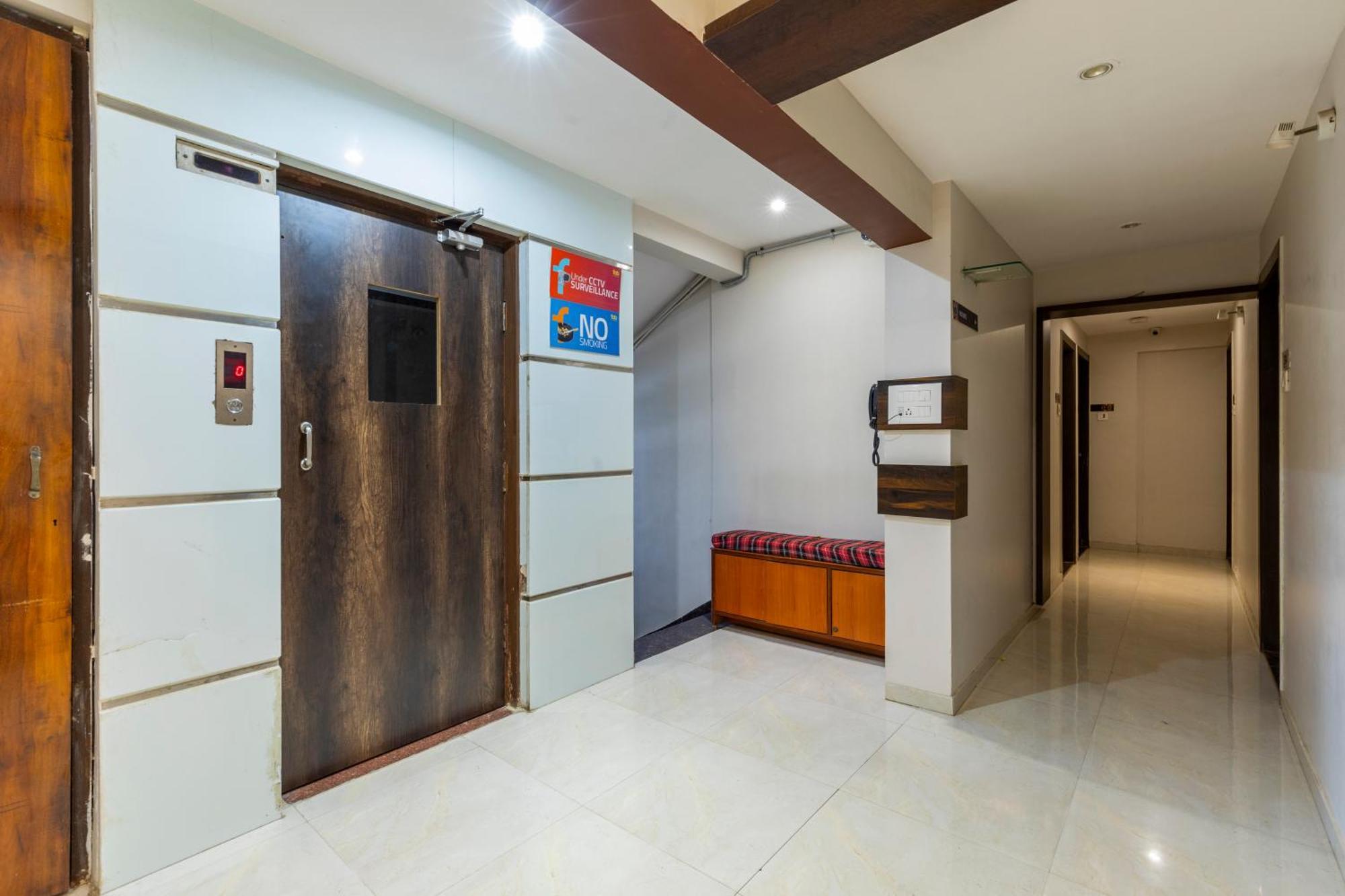 Hotel Embassy Park - Bkc Bombaim Exterior foto